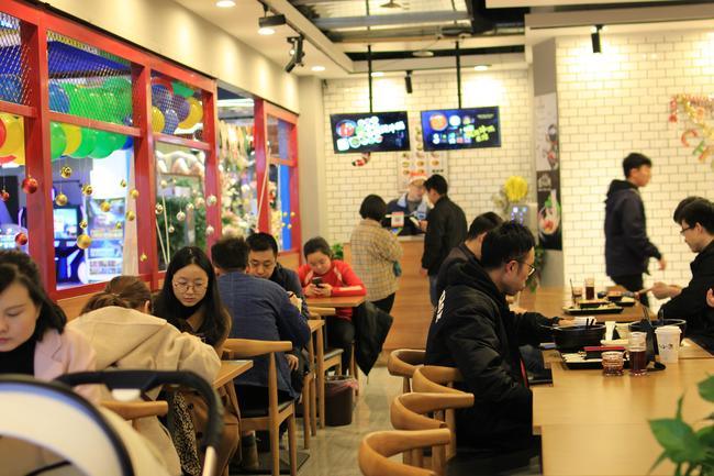云南過橋米線 創(chuàng)業(yè)市場前景非常好