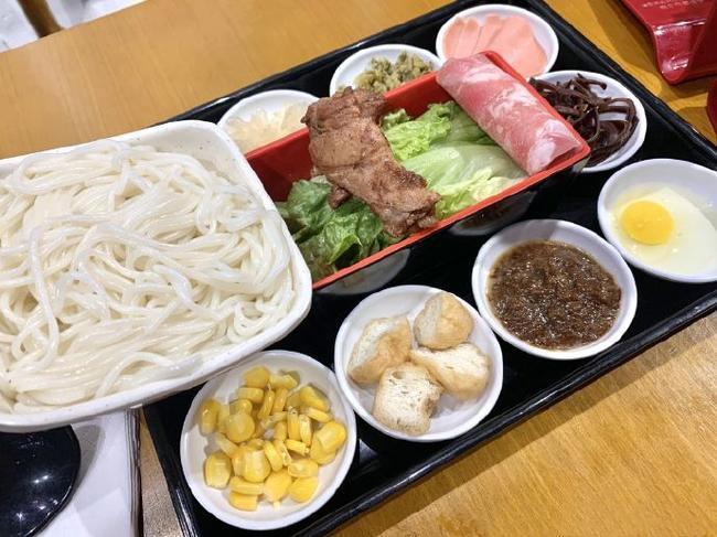 十秒到云南過橋米線不斷進(jìn)行技術(shù)升級，發(fā)展趨勢越來越好